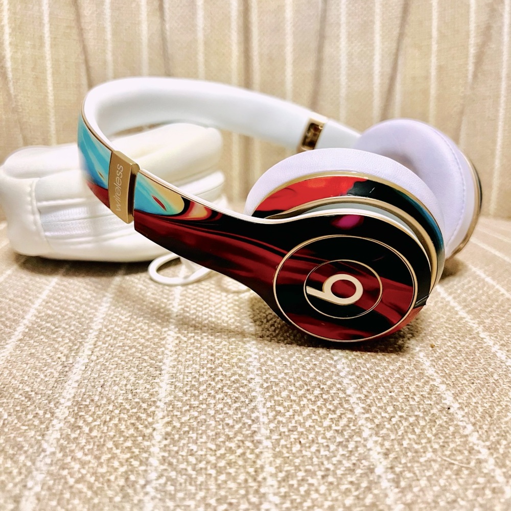 Beats by Dre Solo Wireless Headphones